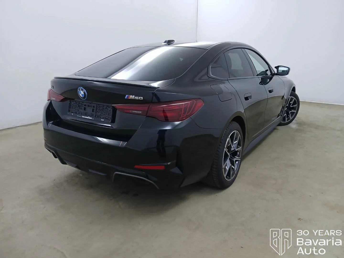 BMW i4 M50 xDrive Gran Coupe Automatic, снимка 3 - Автомобили и джипове - 54969826
