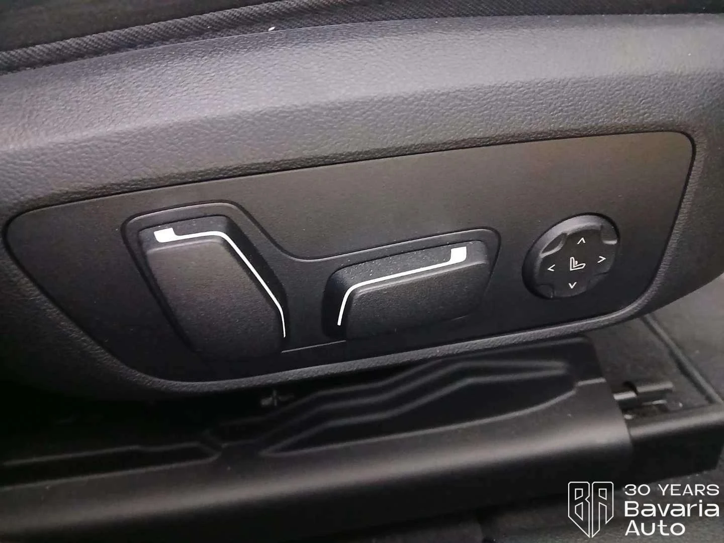 BMW i4 M50 xDrive Gran Coupe Automatic, снимка 13 - Автомобили и джипове - 54969826