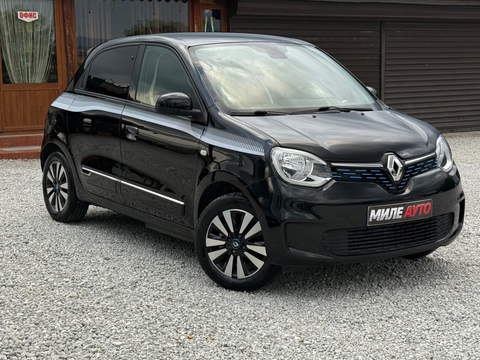 Renault Twingo ZE 22kWh НОВО , снимка 4 - Автомобили и джипове - 55193883