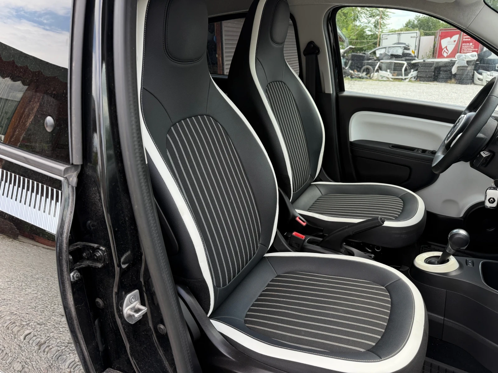 Renault Twingo ZE 22kWh ����  | Mobile.bg � ����������� 11