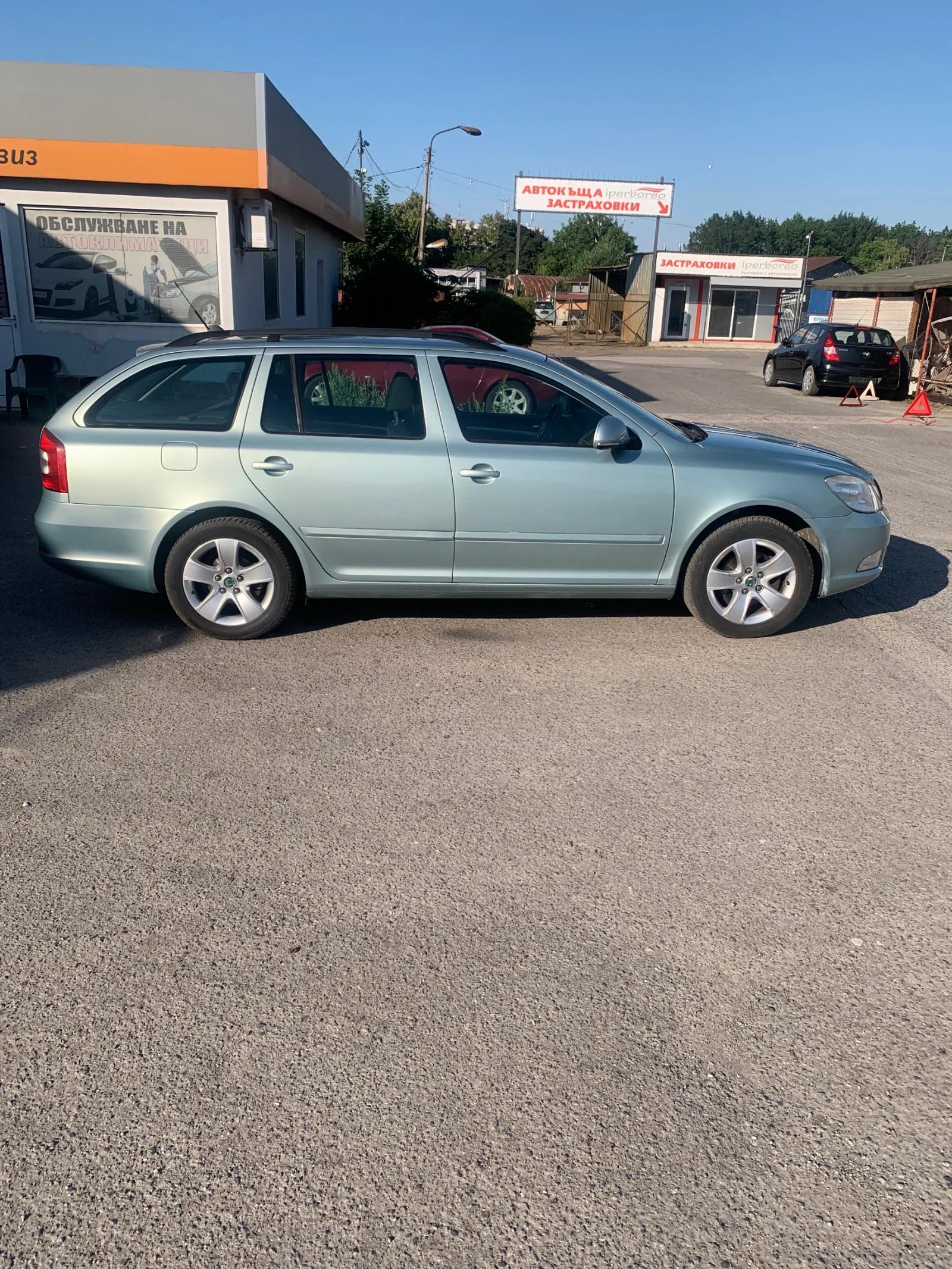 Skoda Octavia 1.8 TSI, снимка 8 - Автомобили и джипове - 55509350