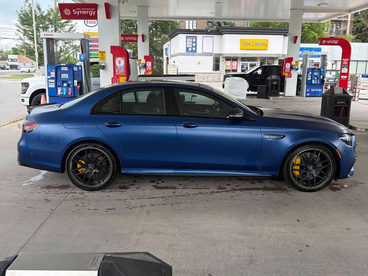 Mercedes-Benz E 63 AMG  S / 360 / DISTRONIC / BURMESTER , снимка 3 - Автомобили и джипове - 55591003