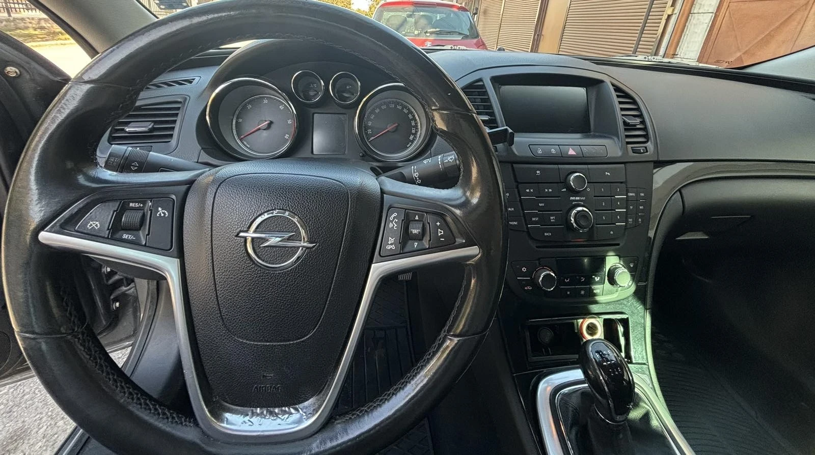 Opel Insignia, снимка 9 - Автомобили и джипове - 55677339