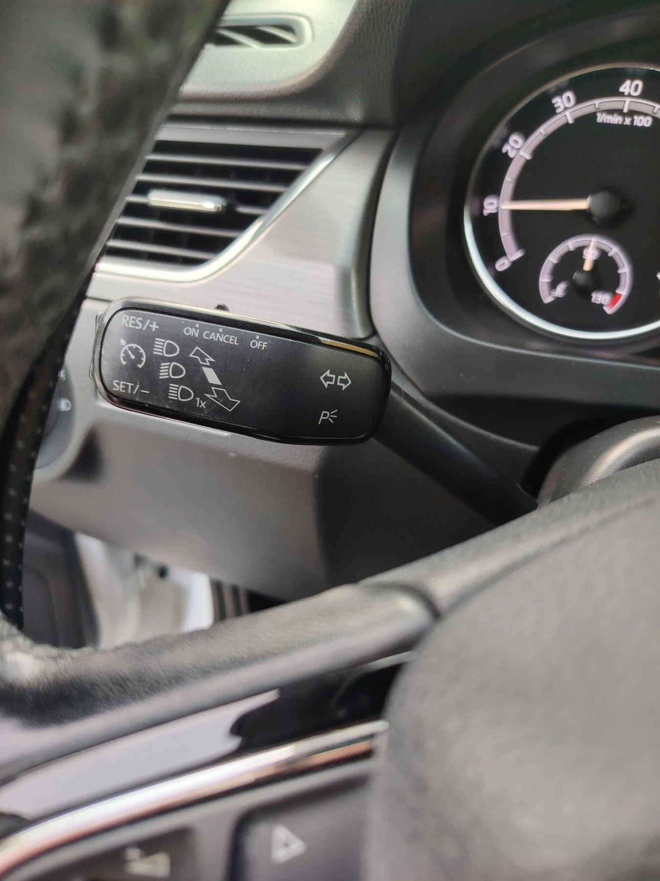 Skoda Rapid, снимка 6 - Автомобили и джипове - 55848884