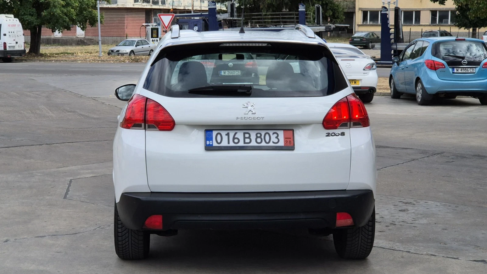 Peugeot 2008 1.4HDI* ИТАЛИЯ* ПЕРФЕКТНА* , снимка 6 - Автомобили и джипове - 56201164