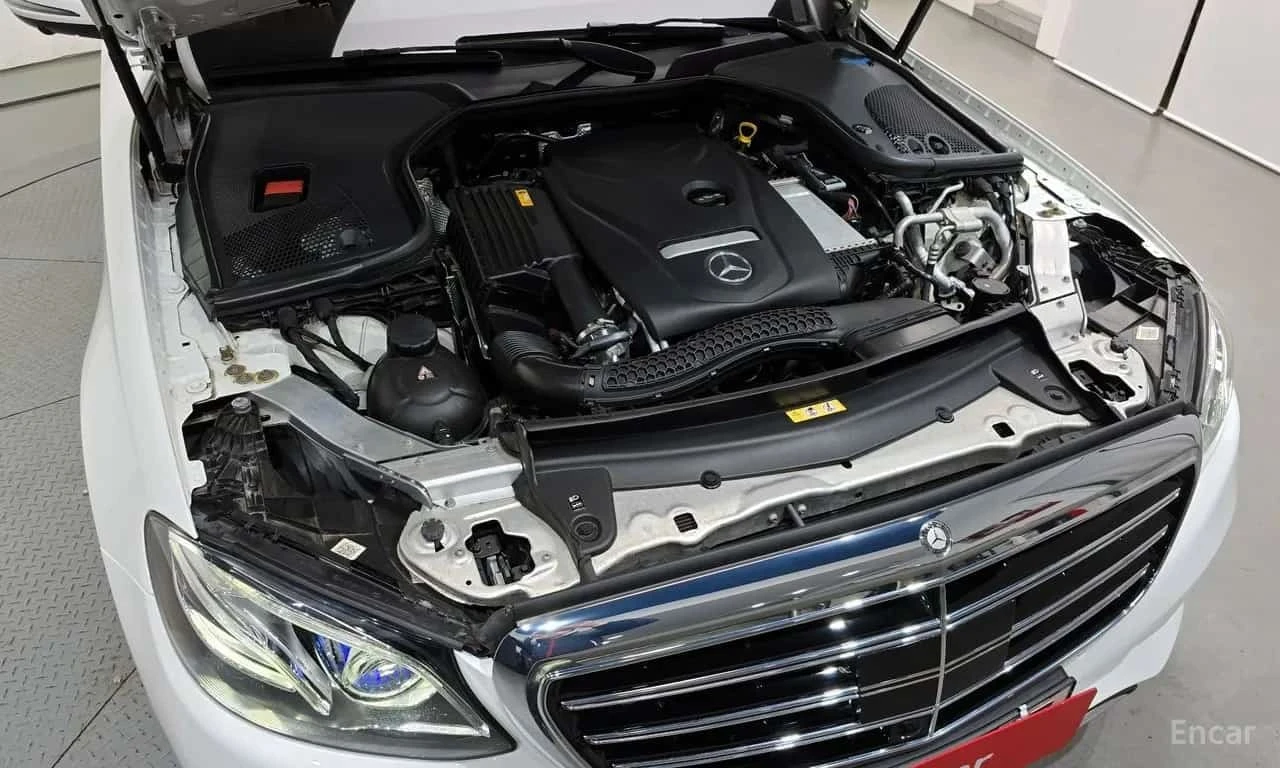 Mercedes-Benz E 300 * E300 4MATIC Exclusive * ЦЕНА ДО БГ, снимка 6 - Автомобили и джипове - 56297441