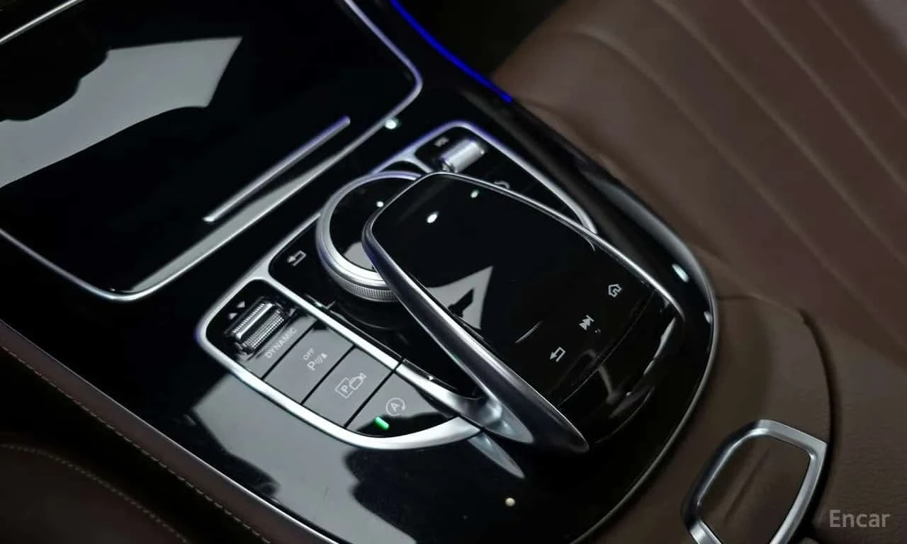 Mercedes-Benz E 300 * E300 4MATIC Exclusive * ЦЕНА ДО БГ, снимка 15 - Автомобили и джипове - 56297441