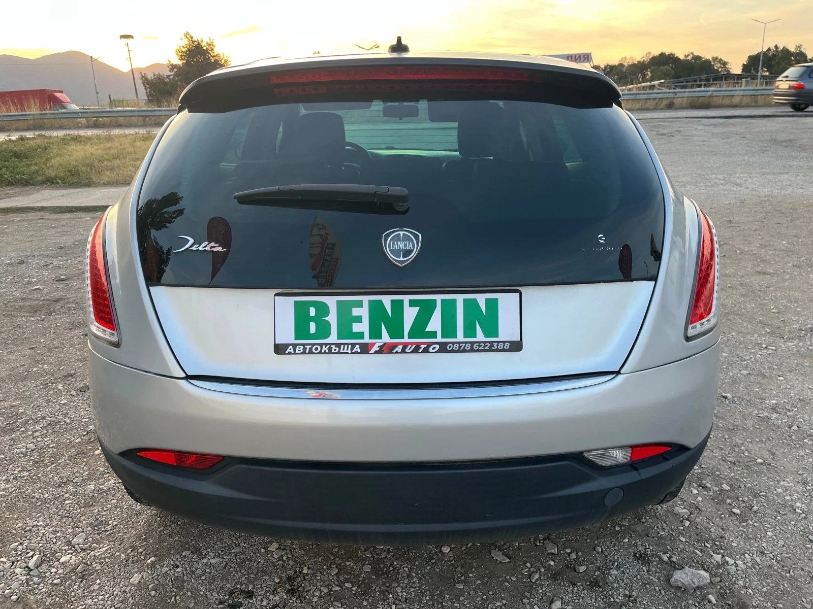 Lancia Delta 1.4TI-150-PANORAMA-ITALIA, снимка 10 - Автомобили и джипове - 56333384