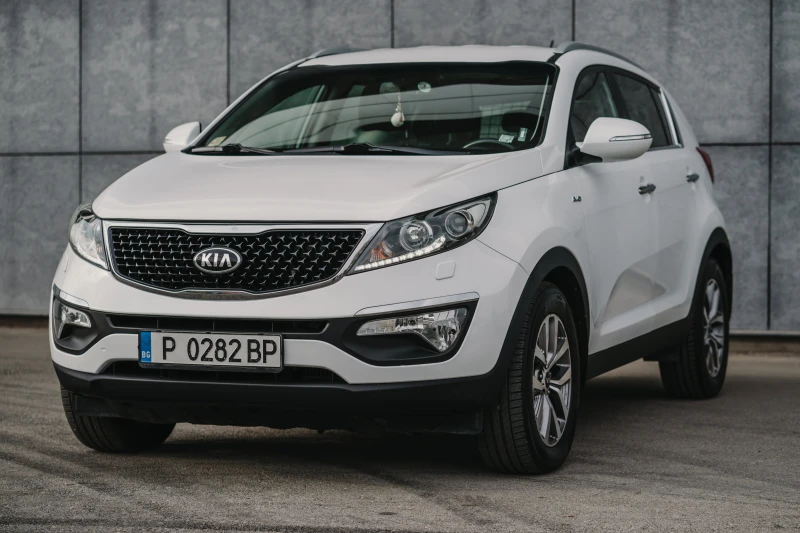 Kia Sportage, снимка 3 - Автомобили и джипове - 48339676