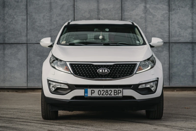 Kia Sportage, снимка 1 - Автомобили и джипове - 48339676