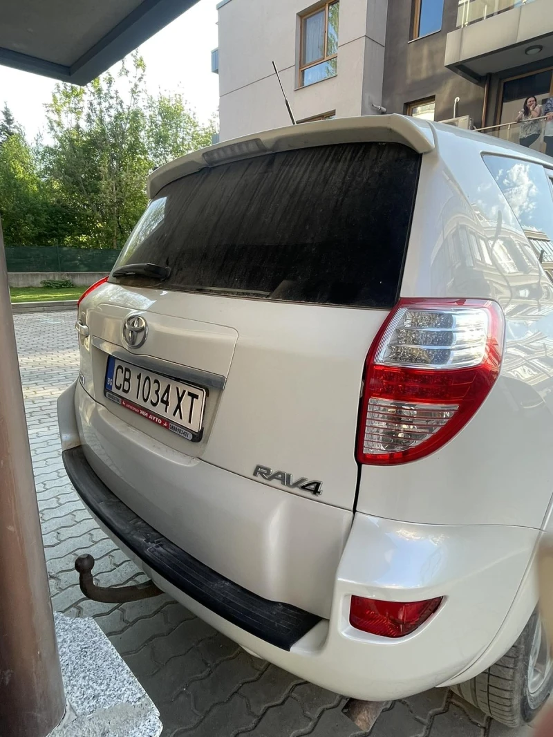 Toyota Rav4, снимка 7 - Автомобили и джипове - 49451765