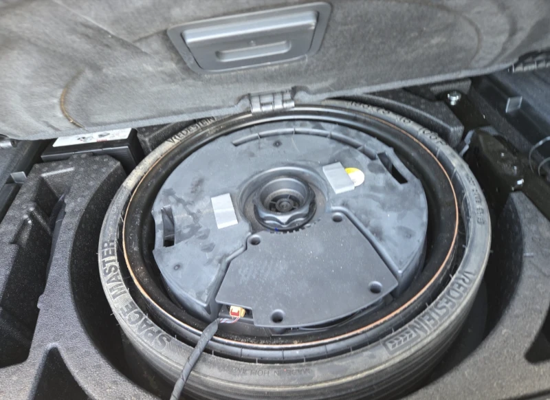 Audi Q5 PROGRESSIV, снимка 16 - Автомобили и джипове - 52637555