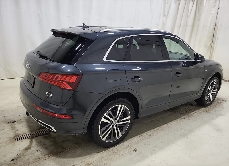 Audi Q5 PROGRESSIV, снимка 3 - Автомобили и джипове - 52637555