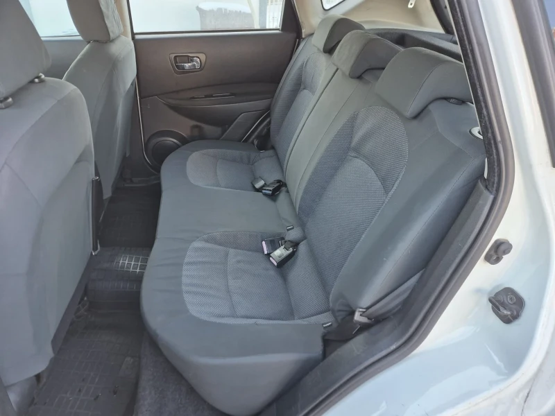 Nissan Qashqai 1.5DCI, снимка 12 - Автомобили и джипове - 53162853