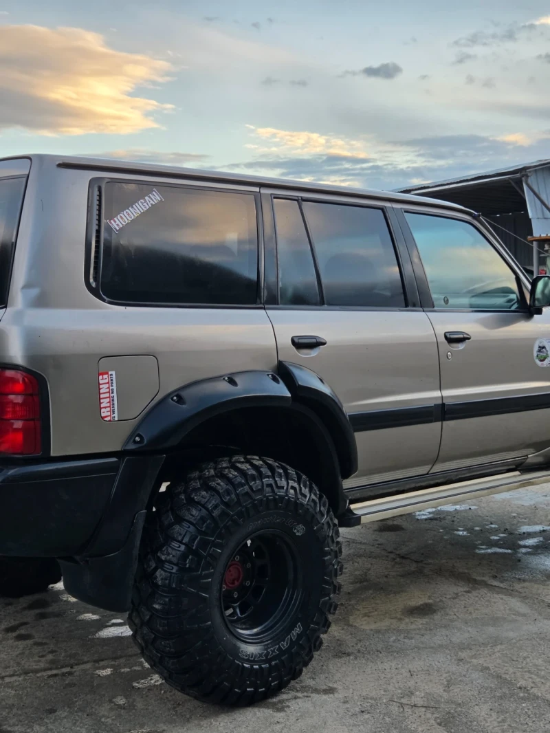 Nissan Patrol, снимка 4 - Автомобили и джипове - 53401609