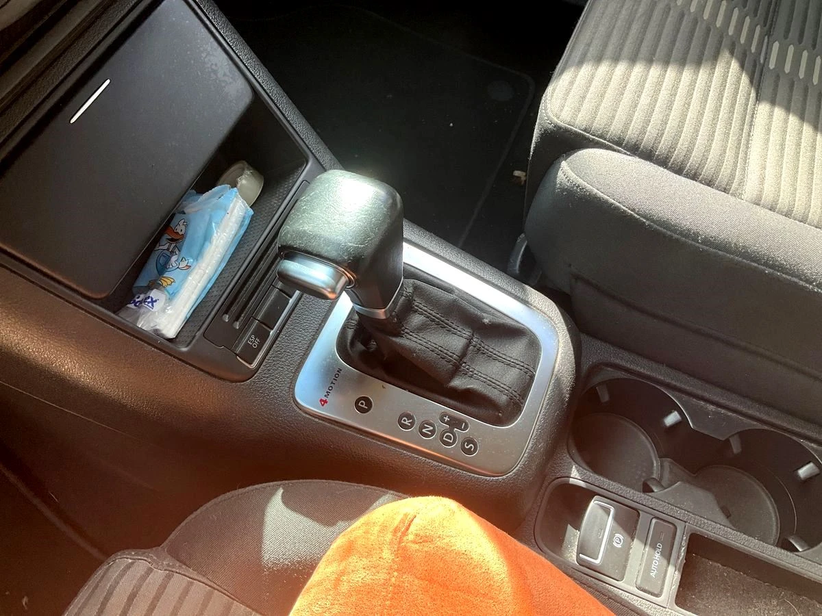 VW Tiguan 2.0 TDI -4WD - изображение 10