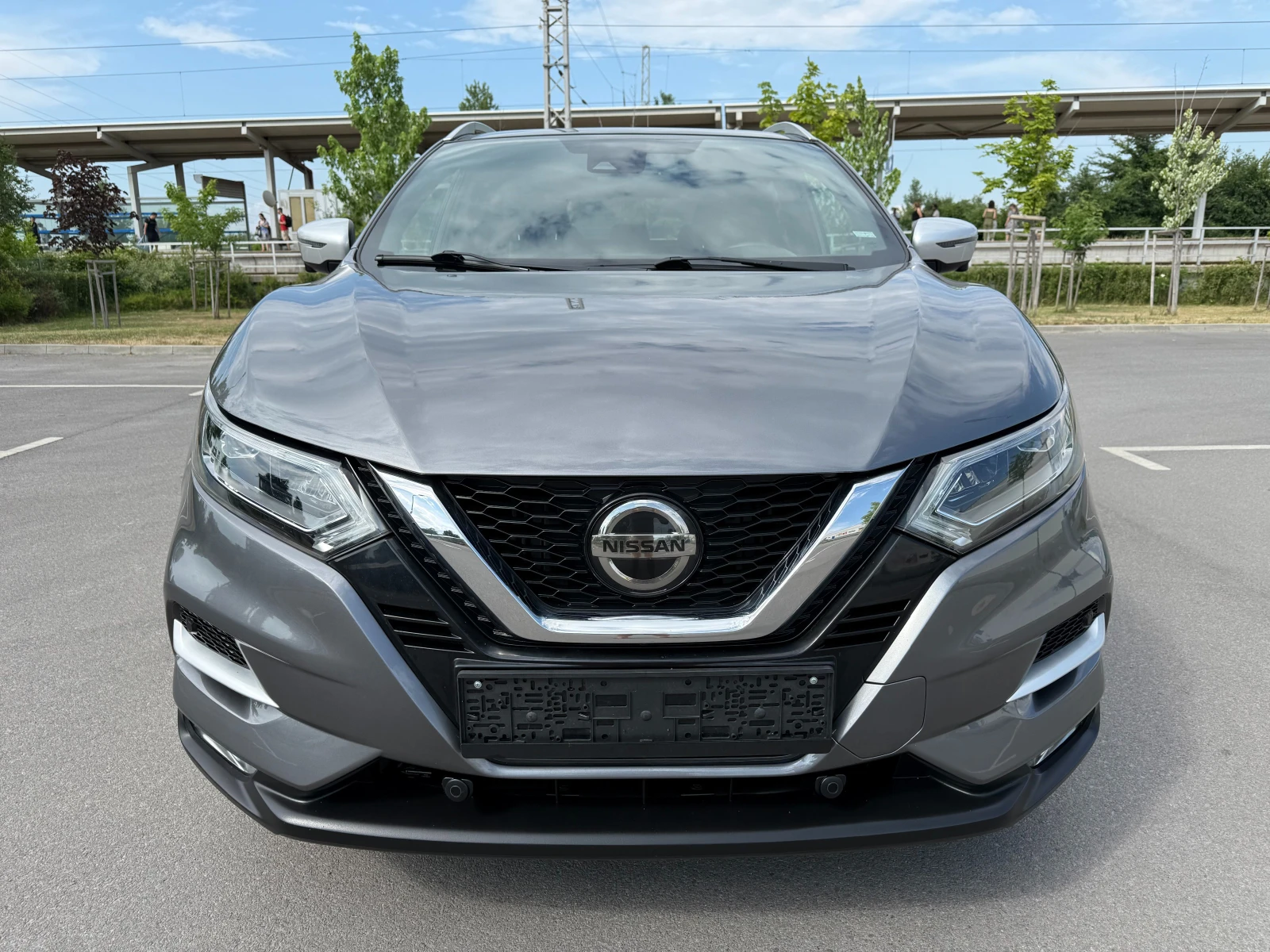 Nissan Qashqai 1.5DCI* KAMERA360* PANORAMA* KOЖА* КАТО НОВА* FULL - изображение 2