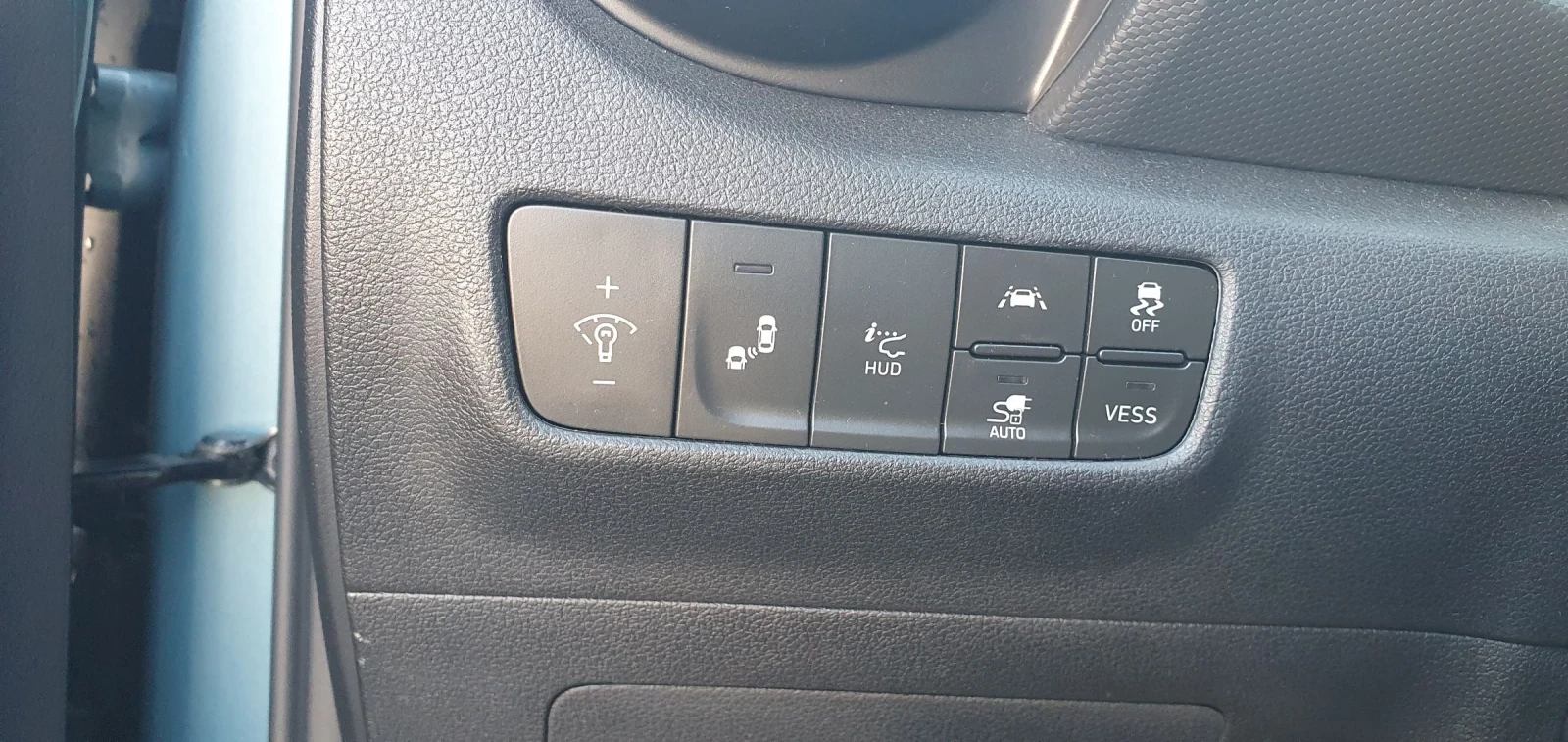 Hyundai Kona Premium/150KW/ 204 ../  | Mobile.bg   7