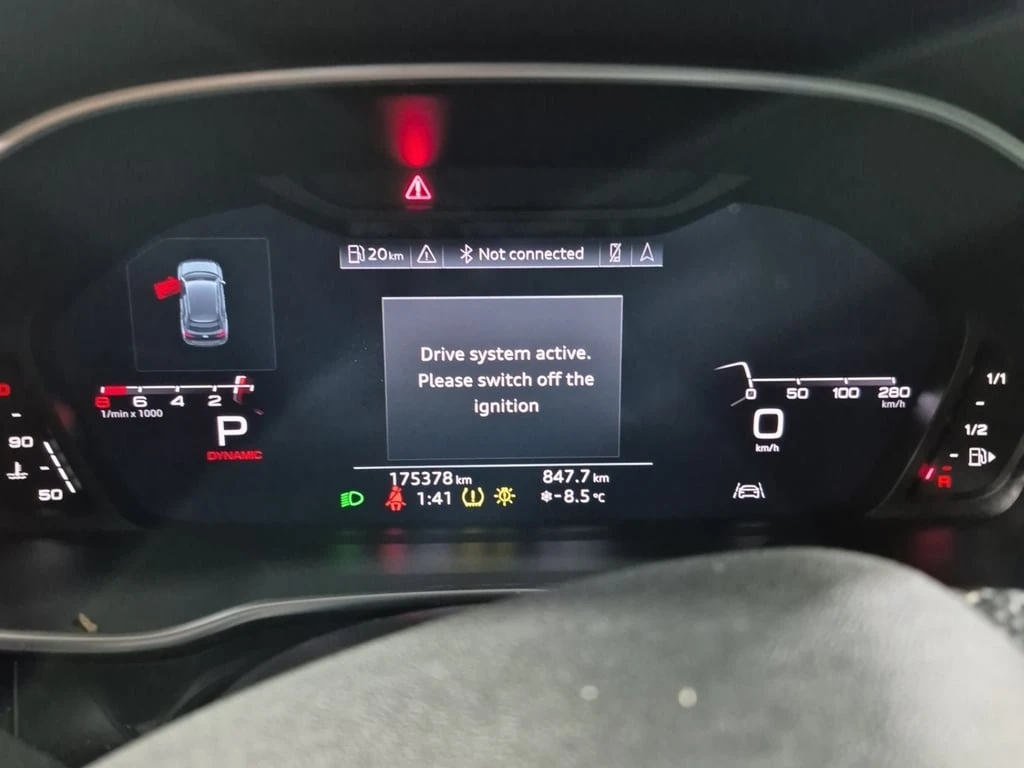 Audi Q3 * PROGRESSIV * CARFAX * БЕЗ ПЪРВОНАЧАЛНА ВНОСКА - изображение 10