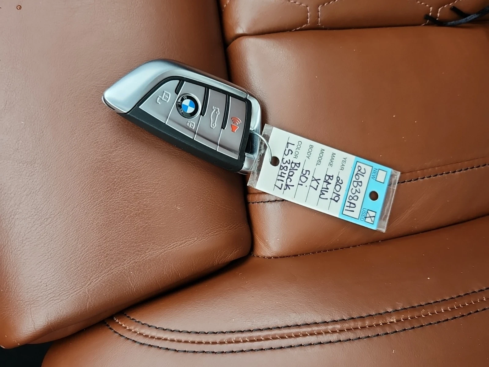 BMW X7 xDrive50i * ПОДГРЕВ * ПАНОРАМА * HARMAN KARDON, снимка 12 - Автомобили и джипове - 54781606