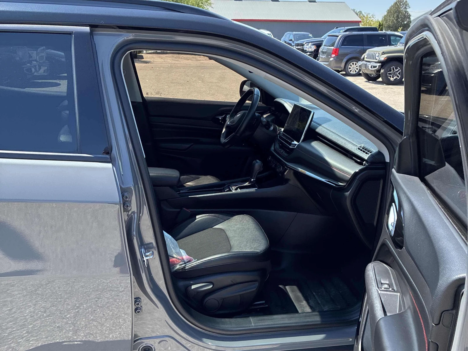 Jeep Compass TRAILHAWK / ПАНО / ЛИЗИНГ / ЦЕНА до БГ, снимка 9 - Автомобили и джипове - 55625536