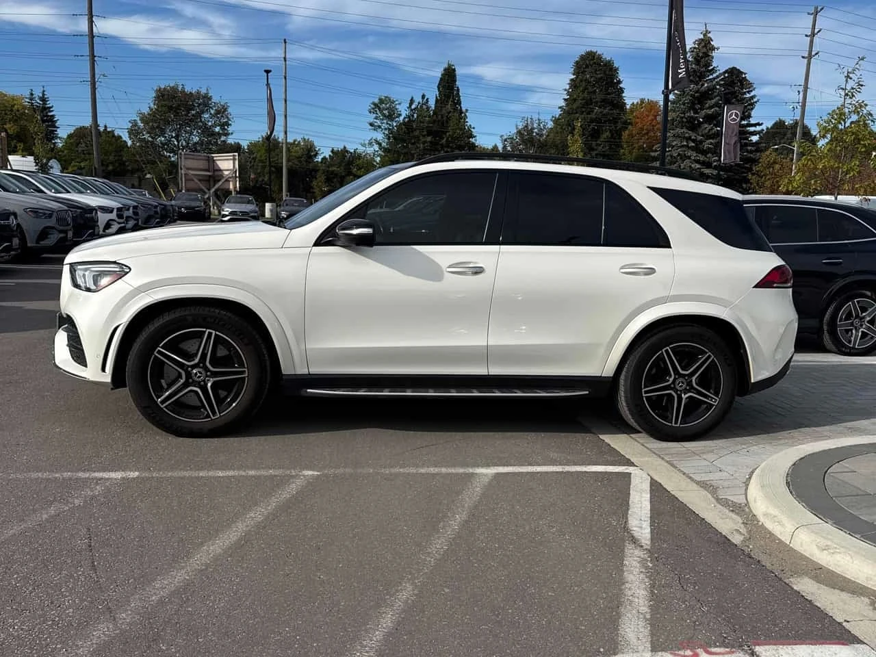 Mercedes-Benz GLE 450 * АВТОКРЕДИТ * ГЛАВНО ПРЕДСТАВИТЕЛСТВО, снимка 3 - Автомобили и джипове - 56254619