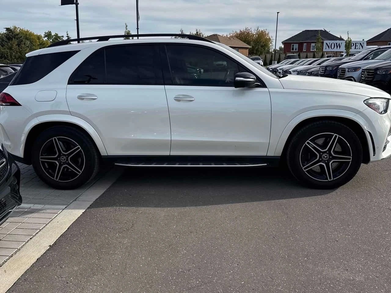 Mercedes-Benz GLE 450 * АВТОКРЕДИТ * ГЛАВНО ПРЕДСТАВИТЕЛСТВО, снимка 4 - Автомобили и джипове - 56254619