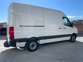 VW Crafter 2.0TDI//136k.c.//АВТОПИЛОТ/КЛИМАТРОНИК/МУЛТИМЕДИЯ, снимка 3