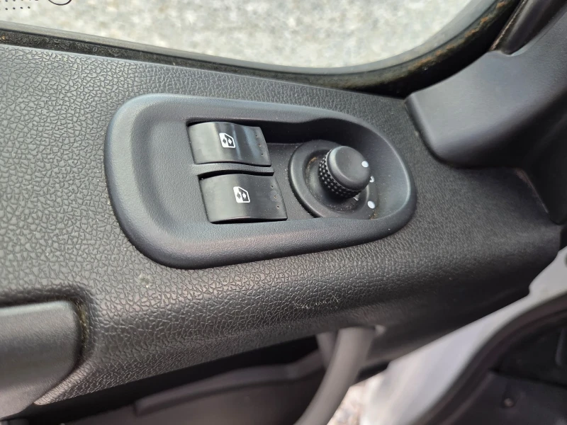 Renault Master 2.3 DCi, Климатик , снимка 12 - Бусове и автобуси - 51467749