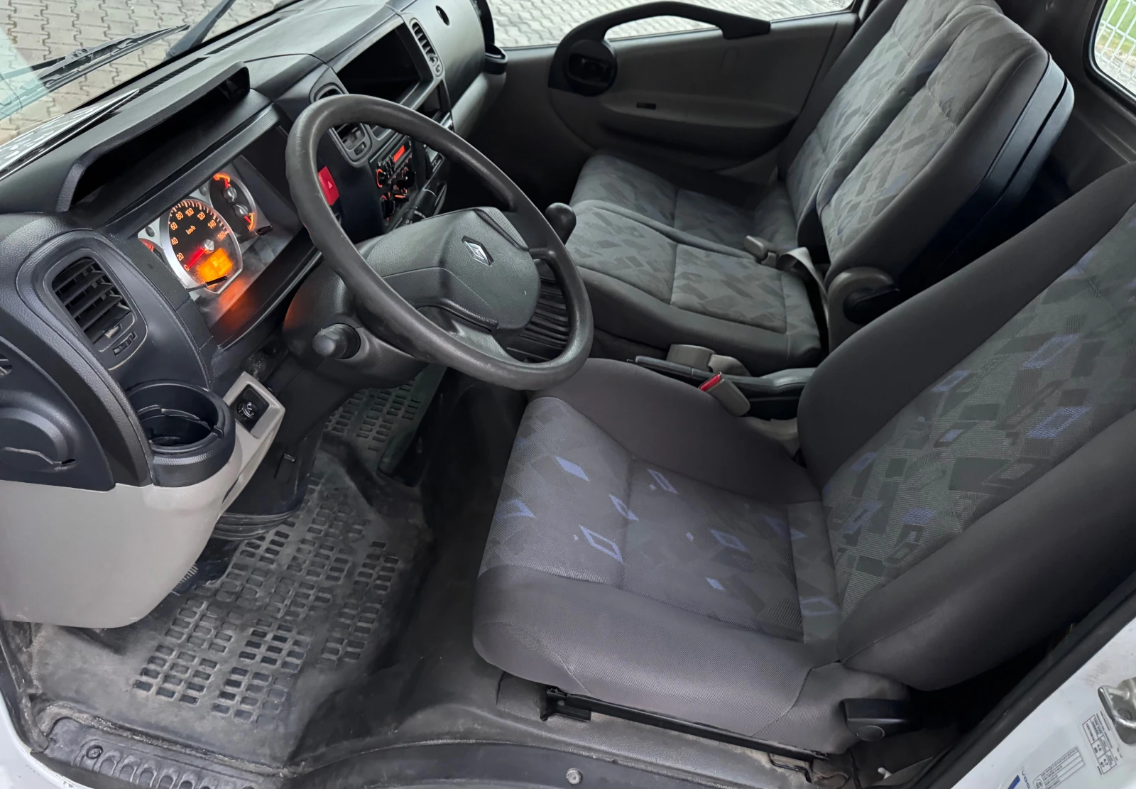 Renault Maxity 3, 0dci 150ps, 101159км, самосвал, N2, клима, тахо, снимка 15 - Бусове и автобуси - 55158296