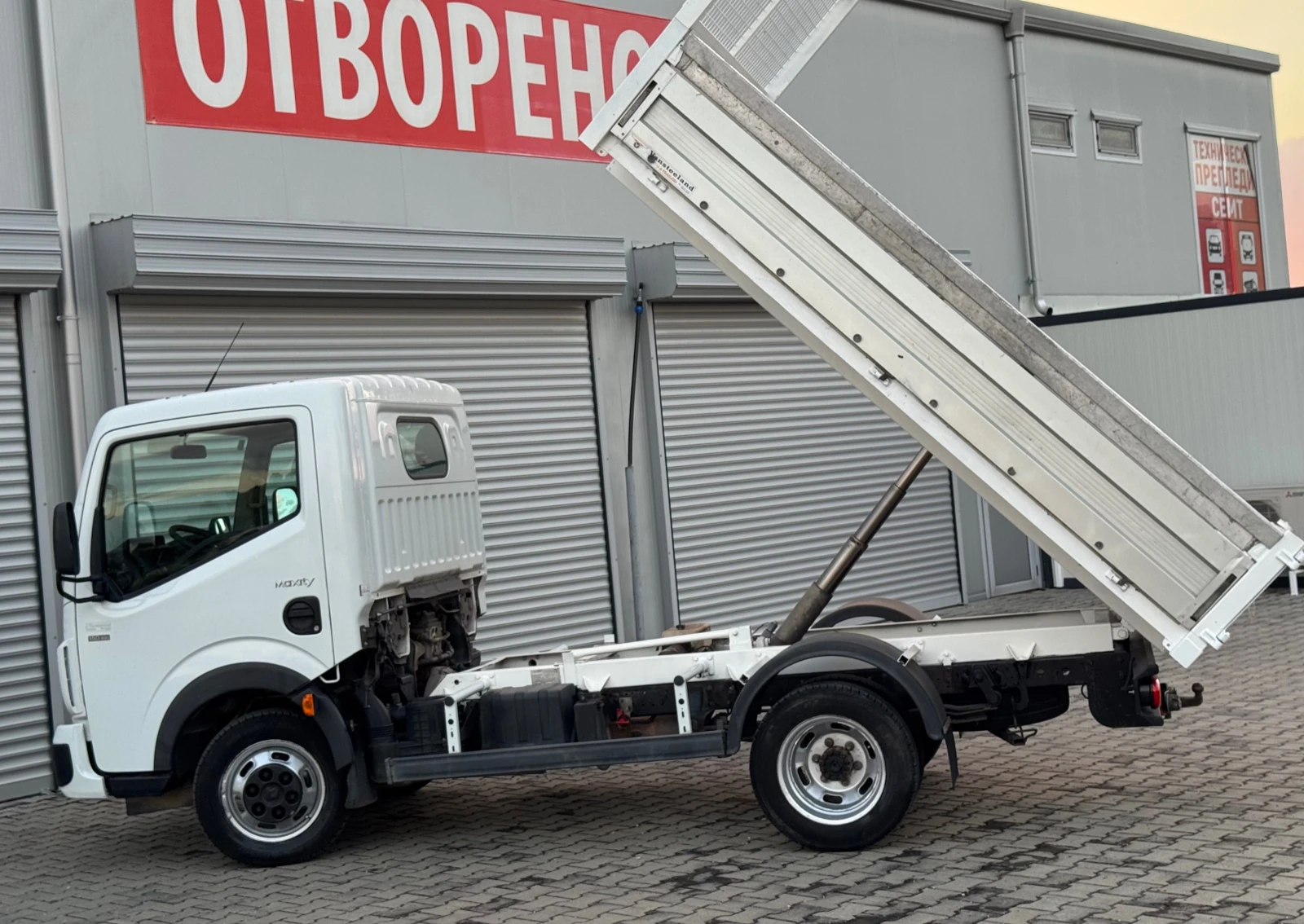 Renault Maxity 3, 0dci 150ps, 101159км, самосвал, N2, клима, тахо, снимка 8 - Бусове и автобуси - 55158296