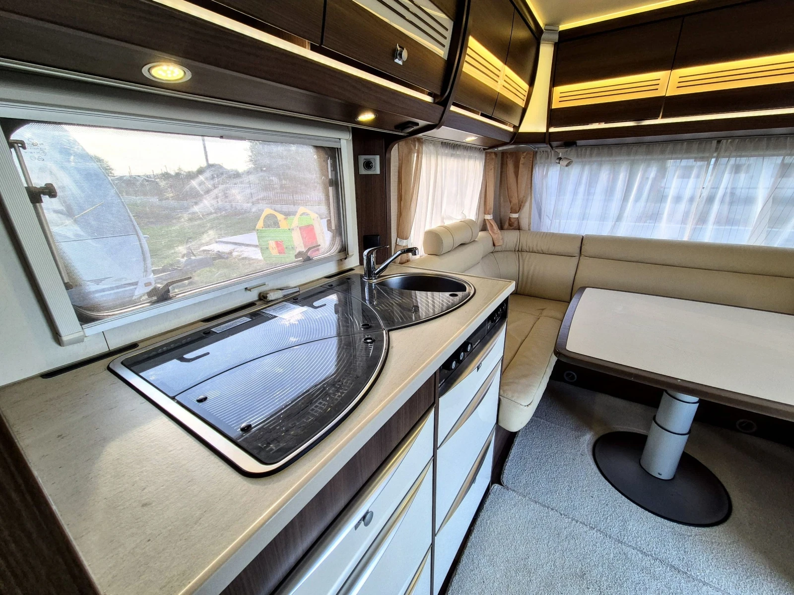Каравана Dethleffs BEDUIN VIP EDITION 740 RFK / КЛИМАТИК - изображение 8
