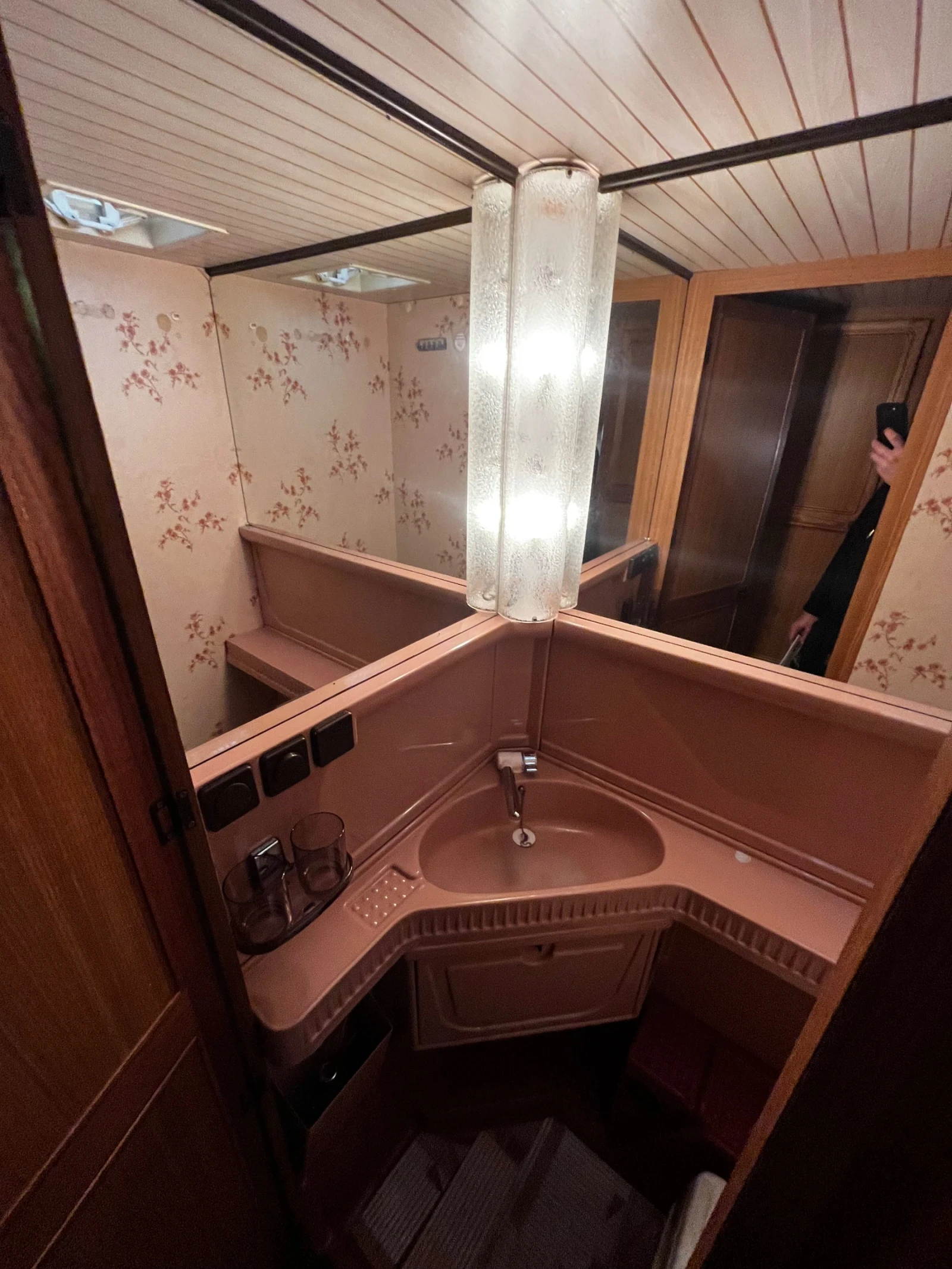  Hobby De Luxe 495 | Mobile.bg   12