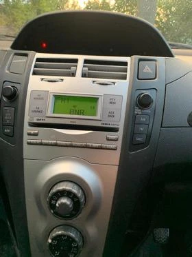 Toyota Yaris 2броя1.2 87к.с, 1.3 101 к.с ТОП СЪСТОЯНИЕ ЗА ЧАСТИ, снимка 10