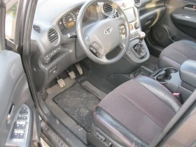 Kia Carens 2,0 140 кс , снимка 9