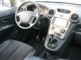 Kia Carens 2,0 140 кс , снимка 8