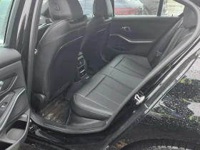 BMW 330 I XDRIVE| PANO| ПАМЕТ| 2 КЛЮЧА| CARFAX - 32000 € / 62586.56 лв. - 43179616 12