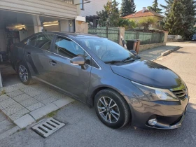 ������ Toyota Avensis