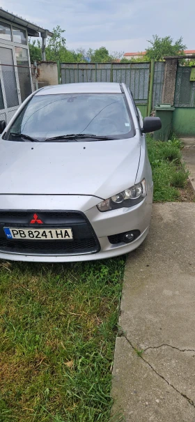 Mitsubishi Lancer 