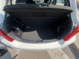 Toyota Yaris - 5299 € - 35368810 12