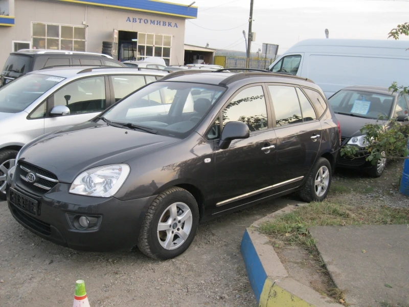 Kia Carens 2,0 140 кс , снимка 14 - Автомобили и джипове - 38320805