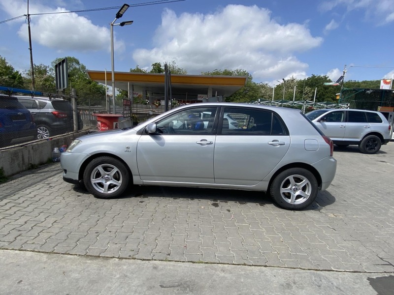 Toyota Corolla 2, 0, снимка 6 - Автомобили и джипове - 45526994