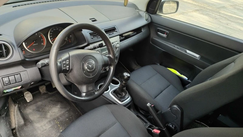 Mazda 2, снимка 7 - Автомобили и джипове - 47011703