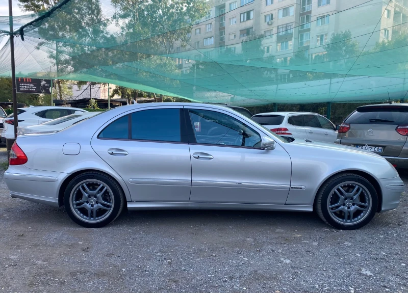 Mercedes-Benz E 500 E500= 388HP= DISTRONIC= KEYLESS GO= 4 MATIC= TOP= , снимка 6 - Автомобили и джипове - 47072058