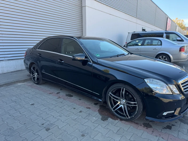 Mercedes-Benz E 350 Mercedes E350 AMG Full , снимка 2 - Автомобили и джипове - 47947918