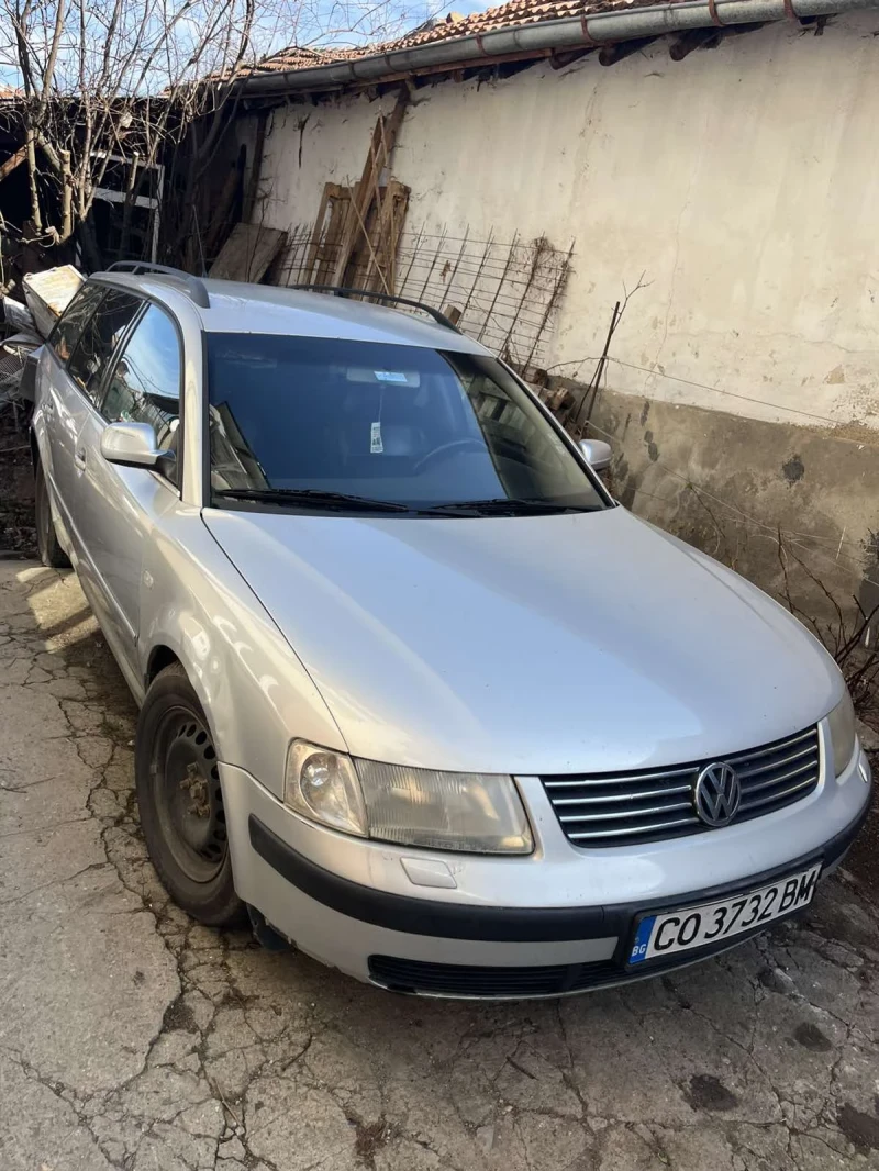 VW Passat, снимка 3 - Автомобили и джипове - 48227688