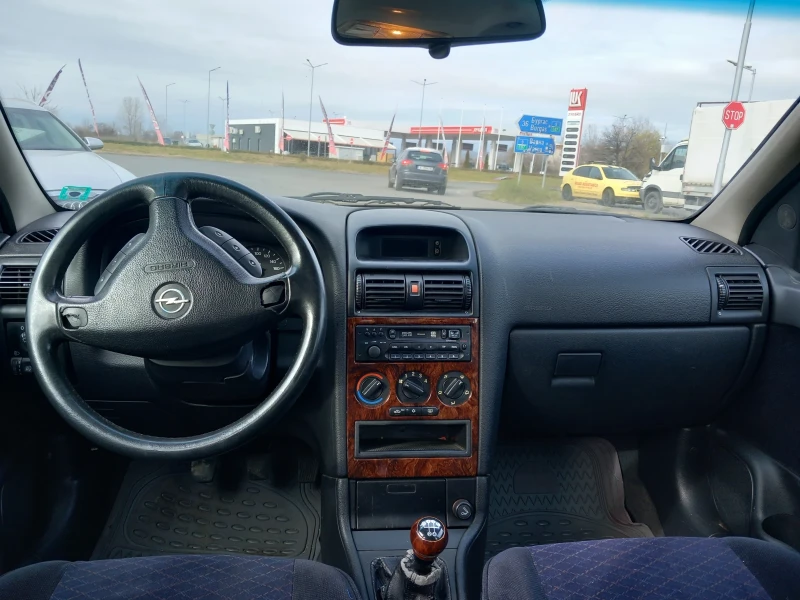 Opel Astra, снимка 6 - Автомобили и джипове - 48247897