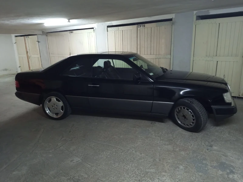 Mercedes-Benz 300 CE COUPE, снимка 2 - Автомобили и джипове - 48367451