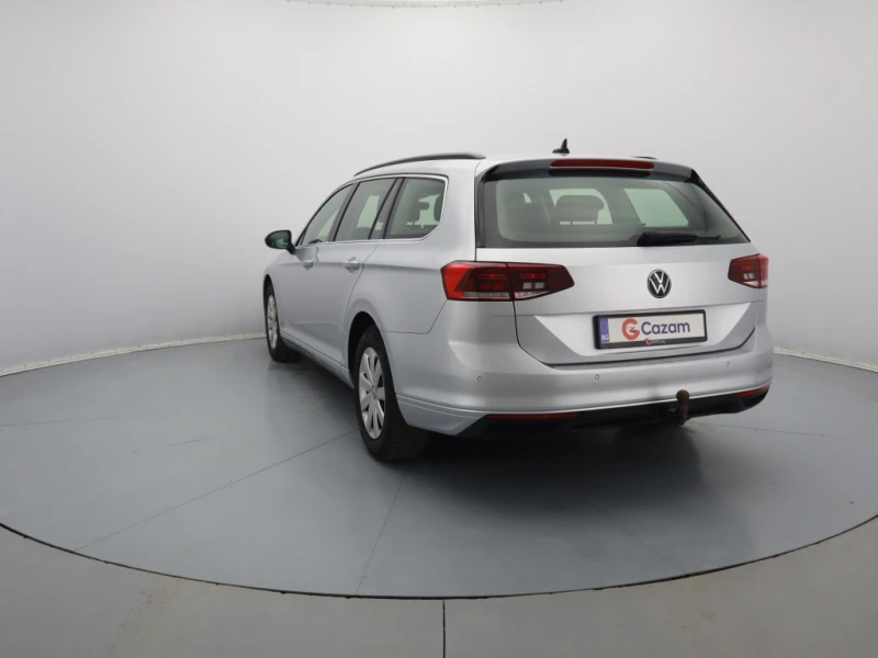 VW Passat, снимка 9 - Автомобили и джипове - 48380894