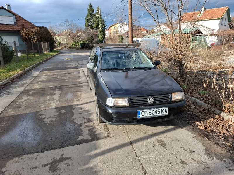 VW Polo 1.6i комби, снимка 1 - Автомобили и джипове - 48634281